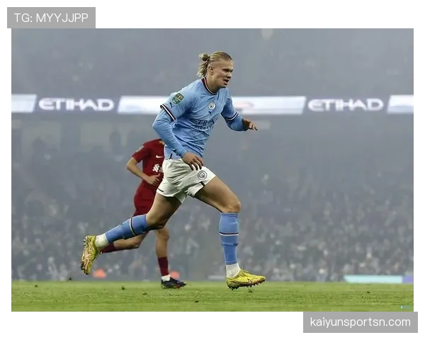 哈兰德昨晚出场前还买了10只限量球鞋，这日常我服了！